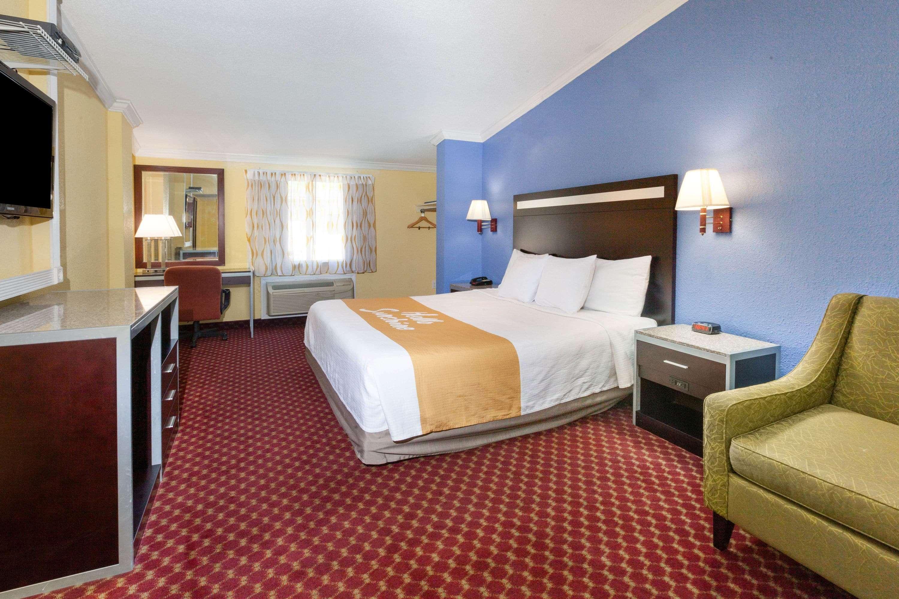 Days Inn By Wyndham Nanuet / Spring Valley Esterno foto