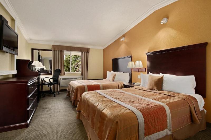 Days Inn By Wyndham Nanuet / Spring Valley Esterno foto